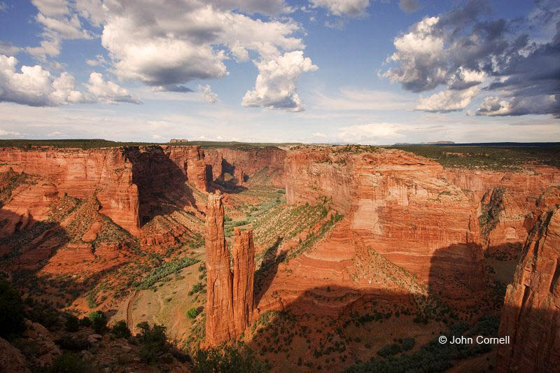 Canyon de Chelly;Cottonwoods;Slick Rocks;Canyon;Arizona;Spider Rock;Sunset;Red Rocks;Erosion;Navajo Indian Reservation