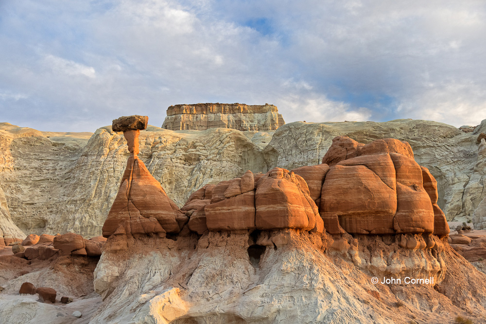 Clouds;Desert;Erosion;Grand Staircase Escalante;Grand Staircase Escalante National Monument;Paria Canyon;Red Rocks;Sand;Sandstone;Scenic;Sunrise;The Toadstools;Toad Stool Rocks;Toadstools;Utah;layers;scenery