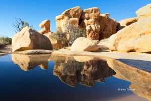Bliue-Sky;Devils-Garden;Erosion;Grand-Staircase-Escalante;Red-Rocks;Reflection;S